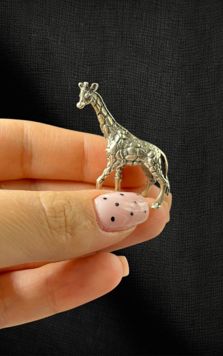 Giraffa in Argento 800 – Scultura Artigianale Italiana di Pregio