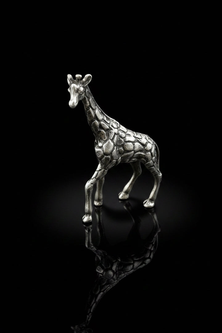Giraffa in Argento 800 – Scultura Artigianale Italiana di Pregio