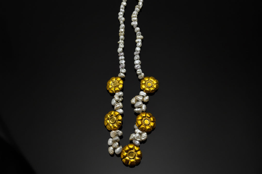 Collier con Perle di Fiume e Margherite d’Oro