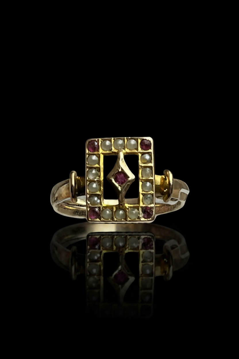 Anello Primi '900 con Rubelliti e Micro Perle