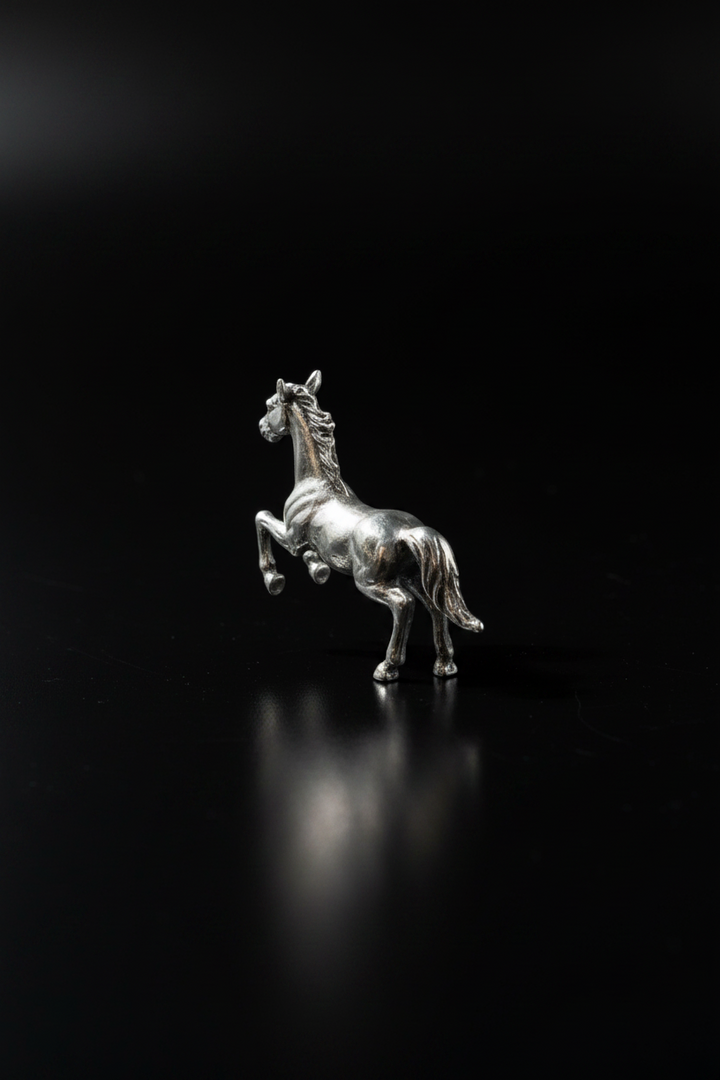 Cavallo al Galoppo in Argento