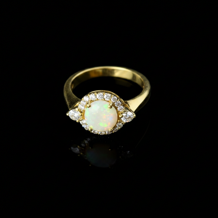 Anello con Opale Arlecchino e Diamanti