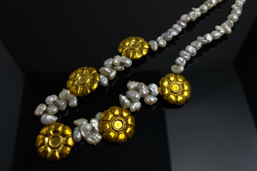 Collier con Perle di Fiume e Margherite d’Oro