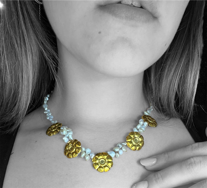 Collier con Perle di Fiume e Margherite d’Oro