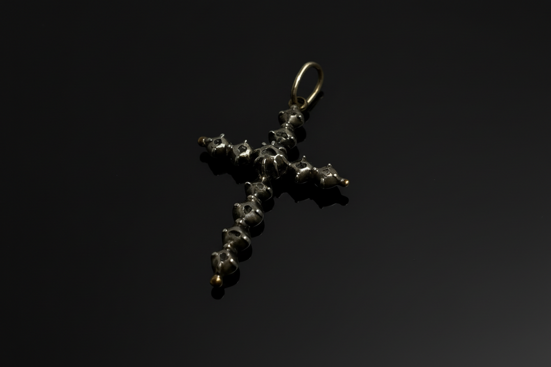 Croce di Stile Gotico con Diamanti a “Rosa”, XVIII secolo.