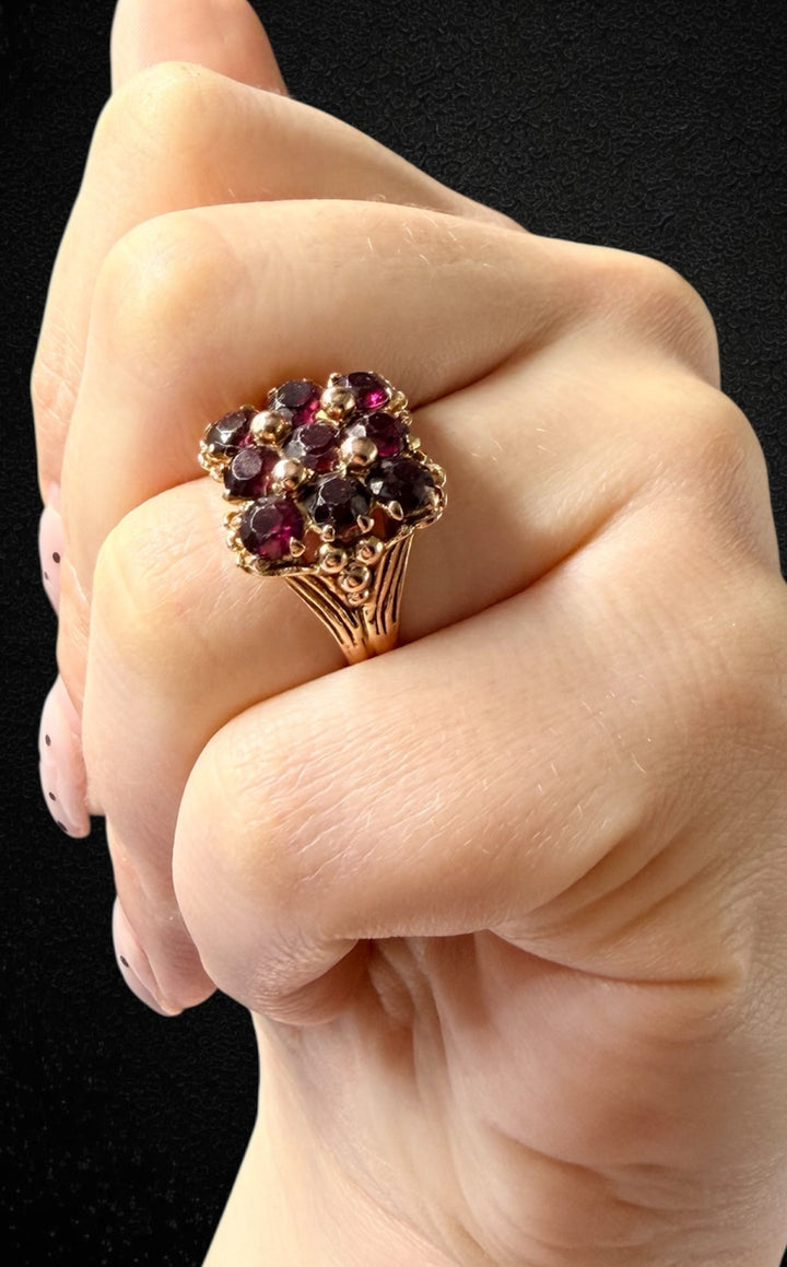 Anello con Granati Rodolite