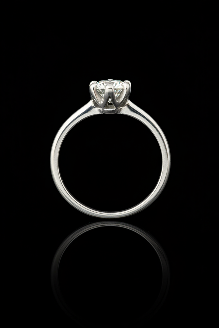 Solitario in Oro Bianco con Diamante da ct. 0,80