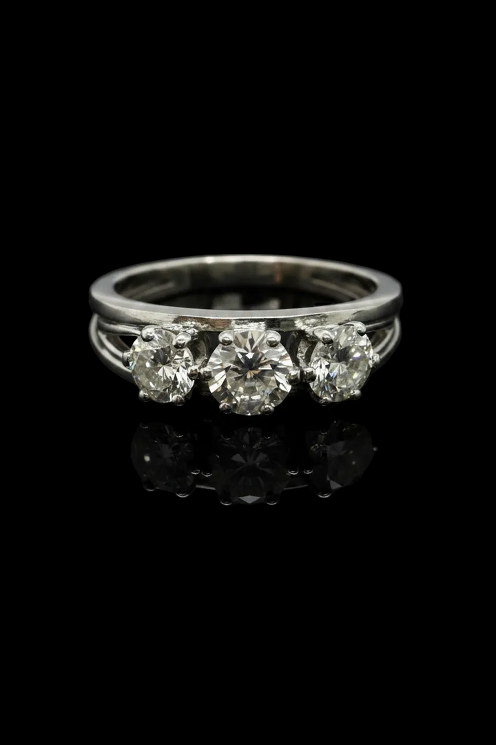 Trilogy in Oro Bianco con Diamanti