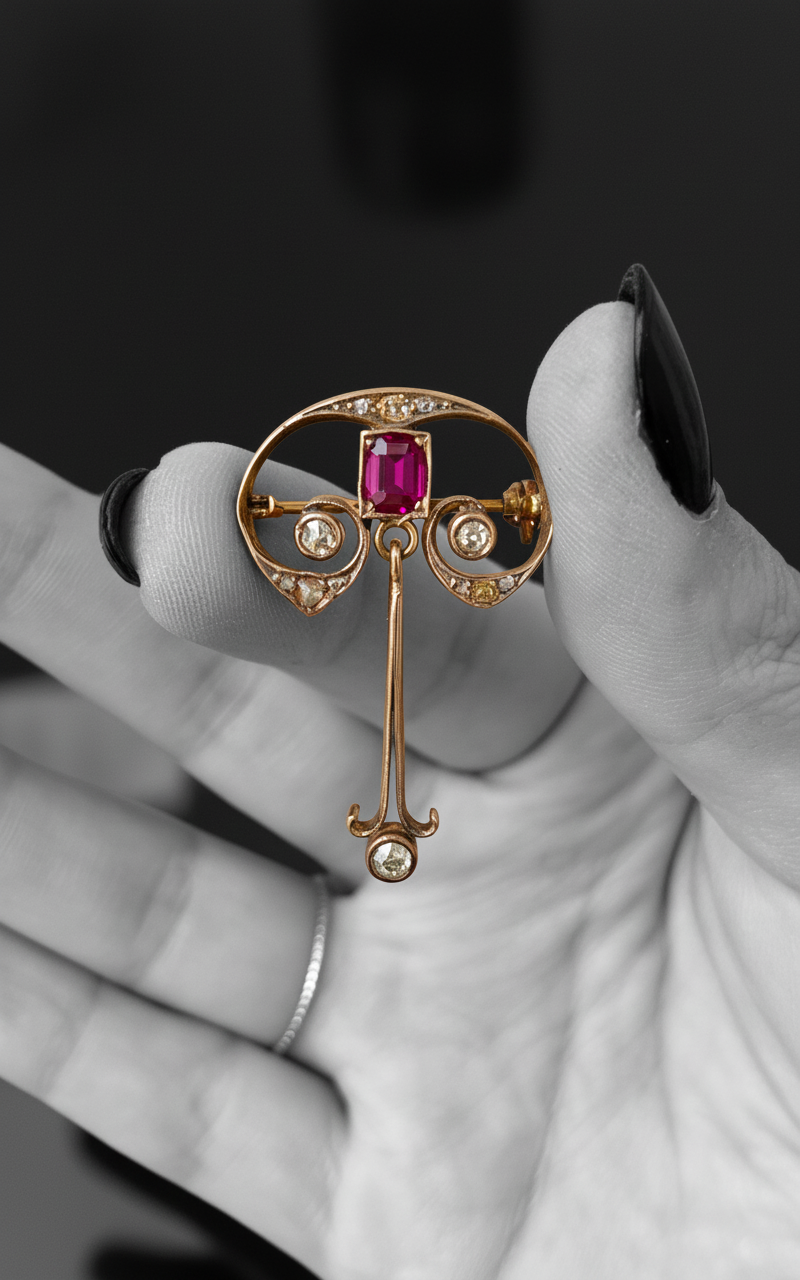 Pendente in stile Art Nouveau
