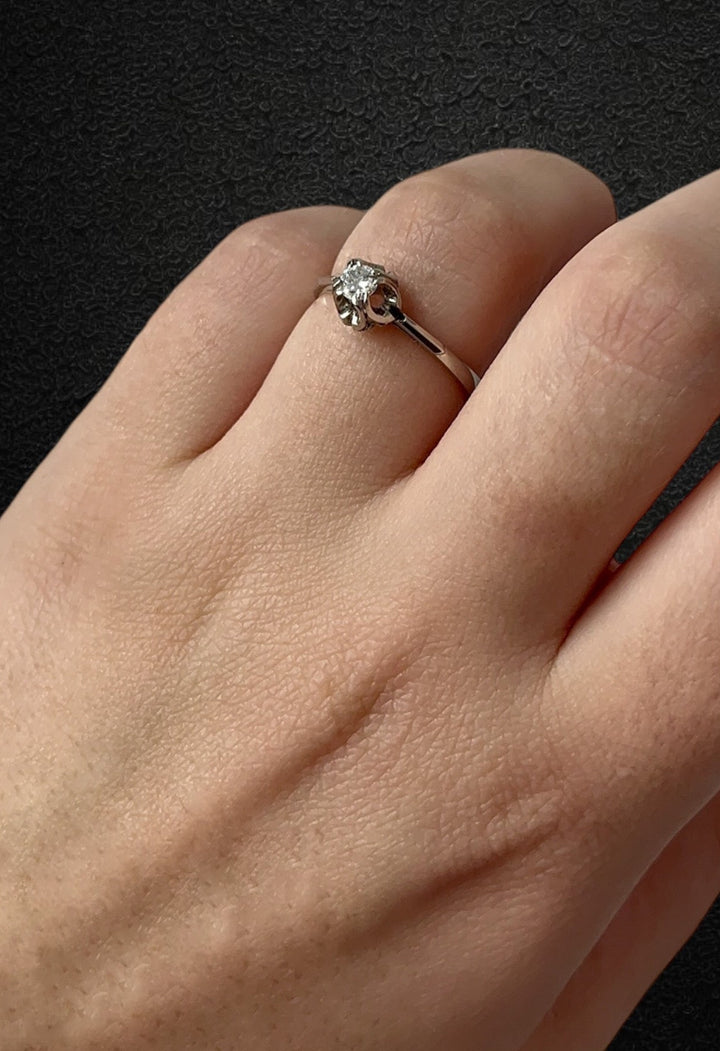Anello con Solitario di Diamante, ct. 0,17