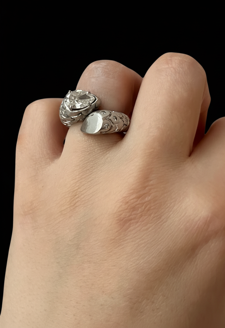 Anello Serpente con Diamanti, Janesich