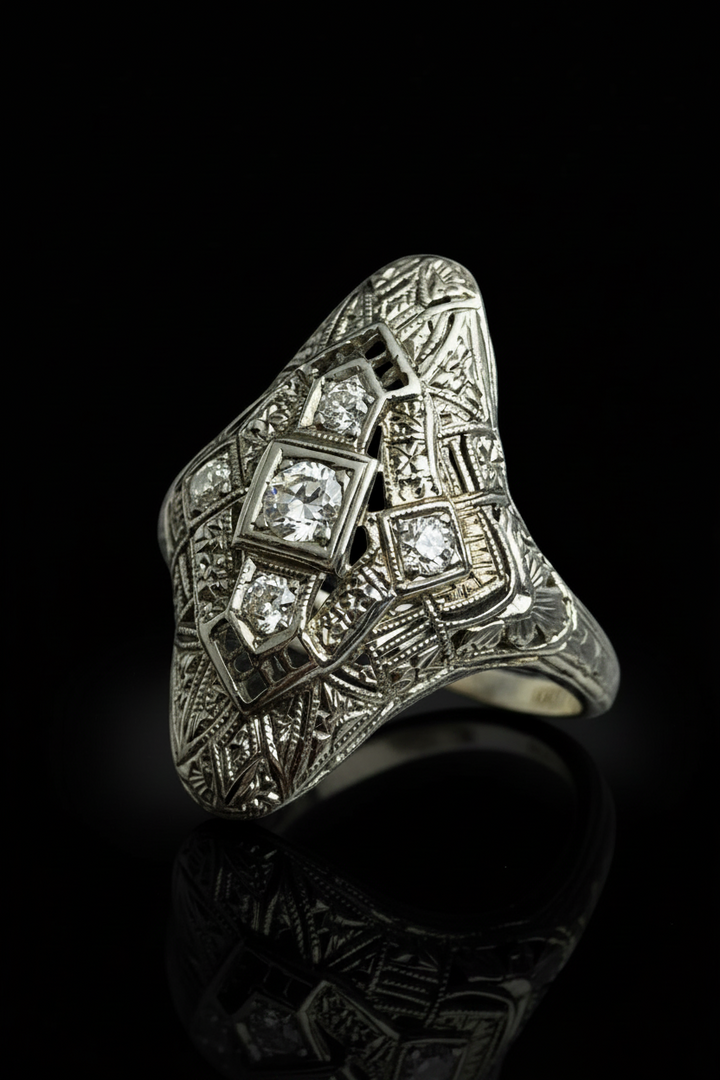 Raro Anello Francese Art Nouveau