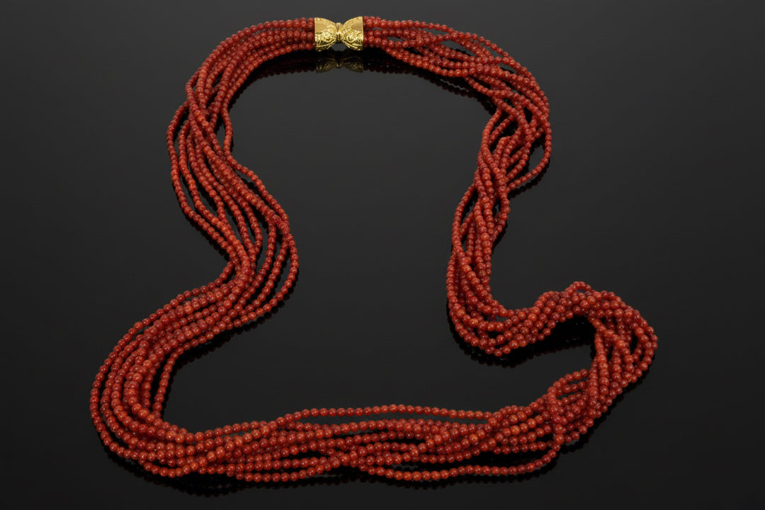 Lunga Collana Multifilo in Corallo Rosso