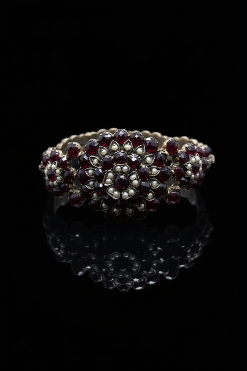 Bracciale Austroungarico con Granato Piropo
