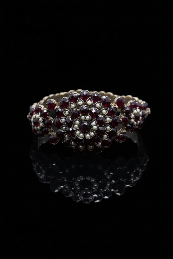 Bracciale Austroungarico con Granato Piropo