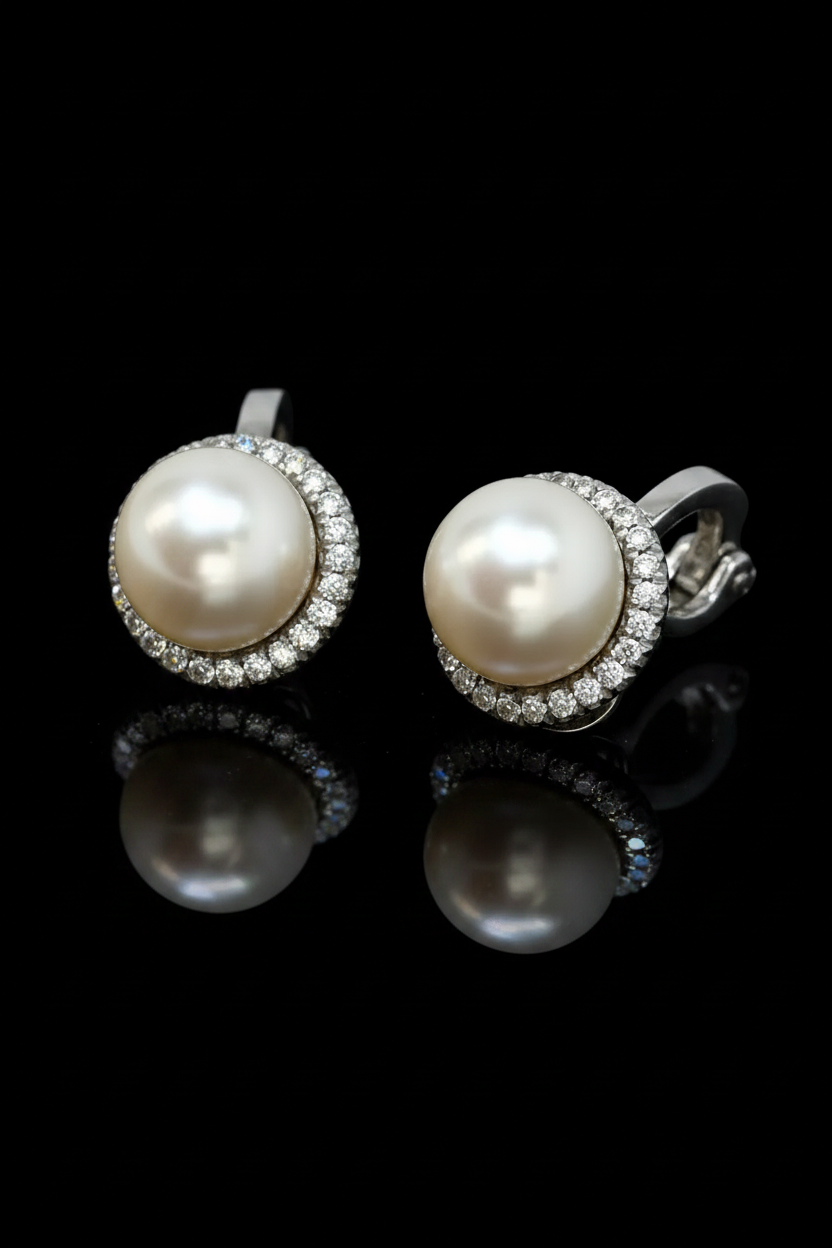 Orecchini con Perla Naturale e Diamanti
