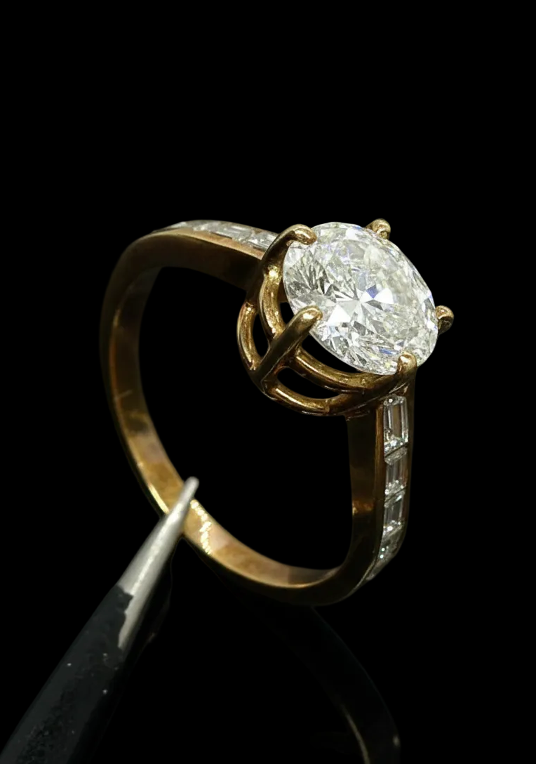 Anello di Fidanzamento con Diamante da 1,69 carati
