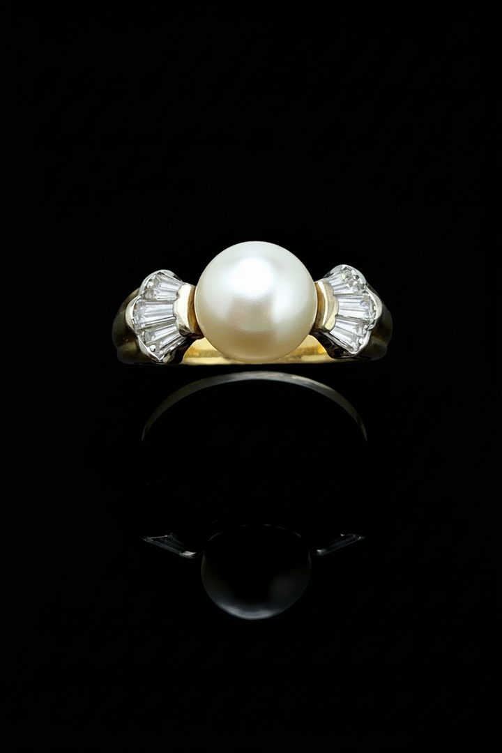 Anello con Perla e Diamanti
