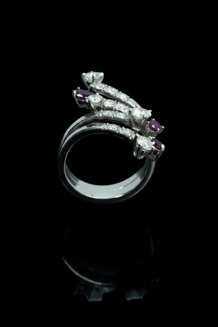 Anello a Serpente Stilizzato