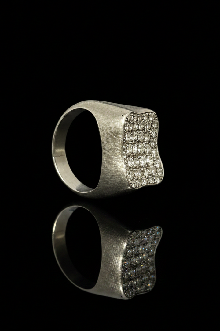 Anello da Mignolo "Glacé" – Alta Gioielleria Anni '60