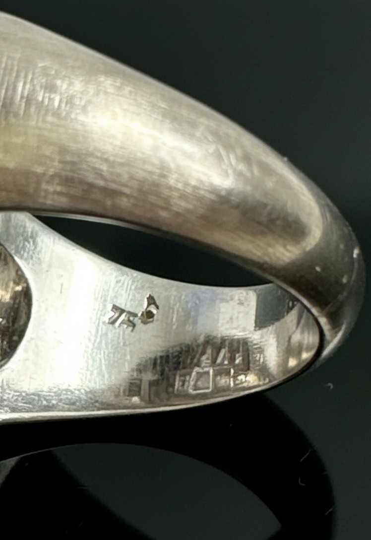 Anello da Mignolo "Glacé" – Alta Gioielleria Anni '60