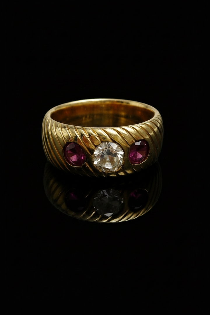 Anello a fascia Austro-Ungarico con diamante e rubini